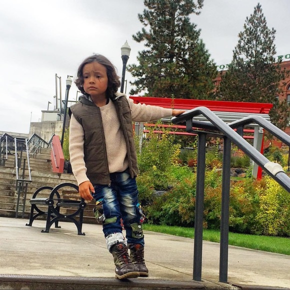 Meet your Seller/Buyer !!!! - Picture 8 of 8